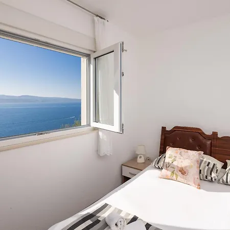Seaview *